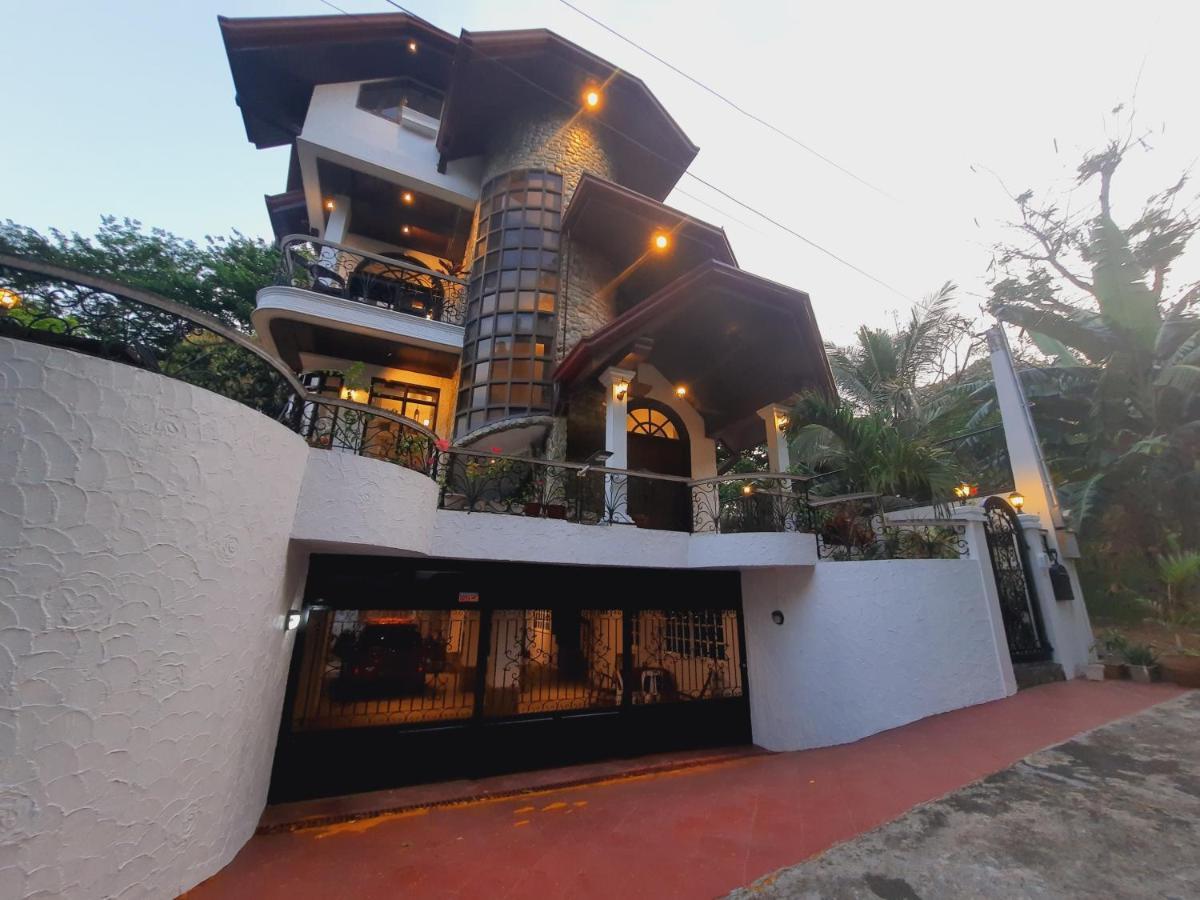 El Castillo Bed&Breakfast Angono Exterior foto