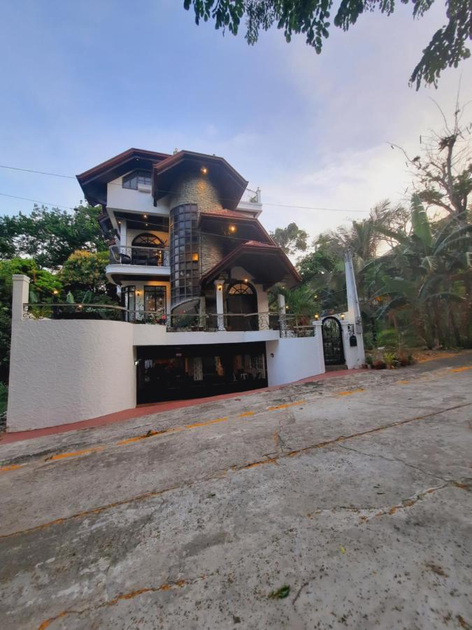 El Castillo Bed&Breakfast Angono Exterior foto