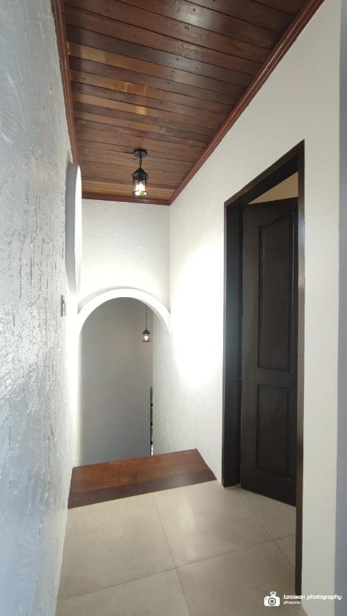 El Castillo Bed&Breakfast Angono Exterior foto