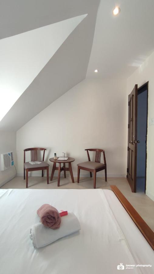 El Castillo Bed&Breakfast Angono Exterior foto