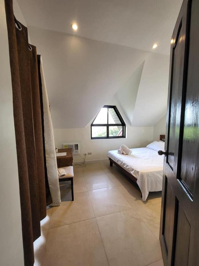 El Castillo Bed&Breakfast Angono Exterior foto