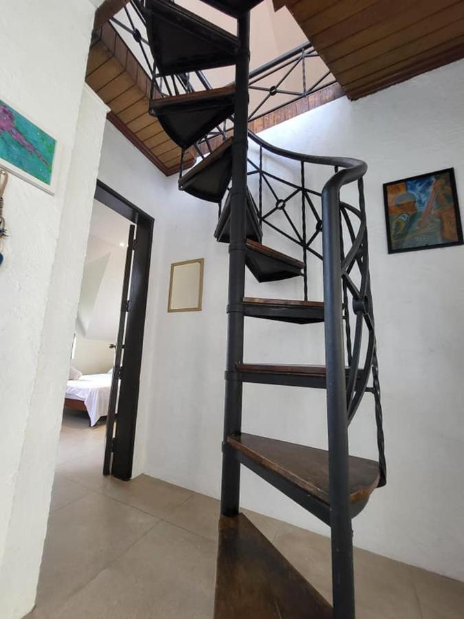 El Castillo Bed&Breakfast Angono Exterior foto